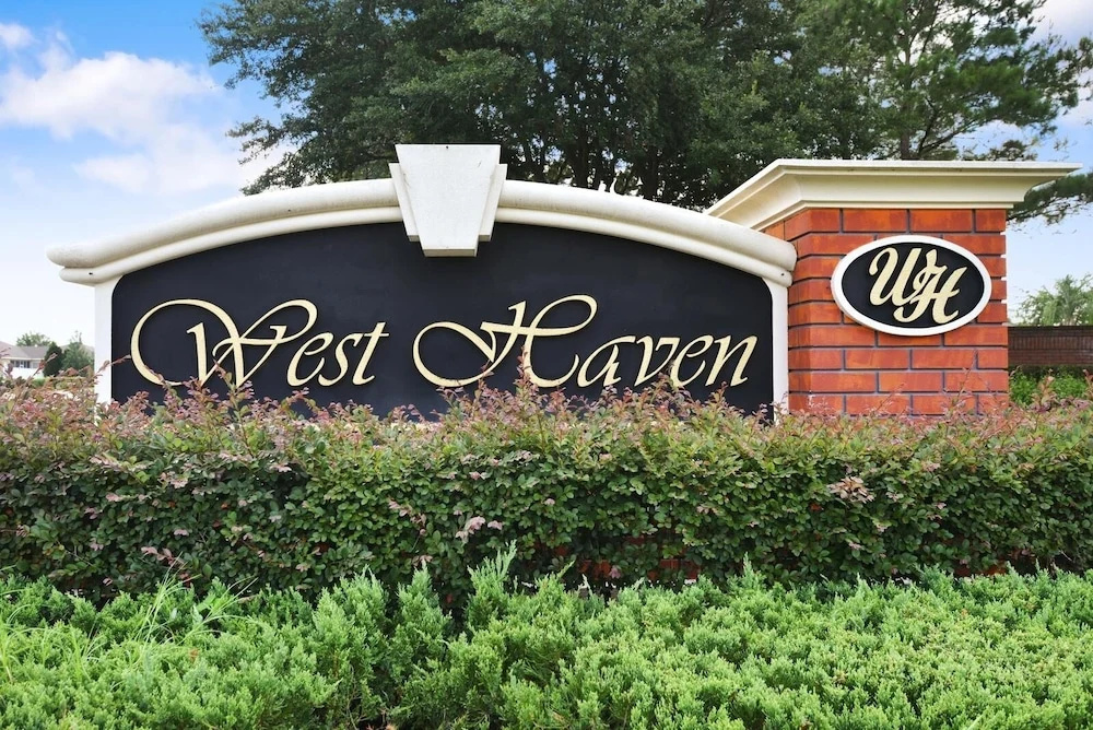 1303yc - West Haven Gated Community 4 Bedroom Home, Davenport