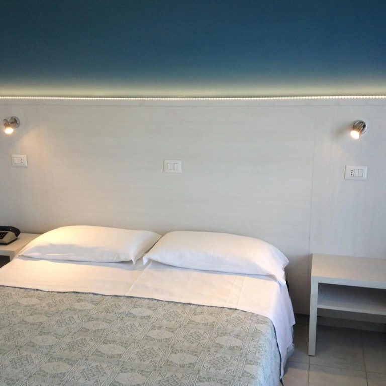 Hotel Strand — 2