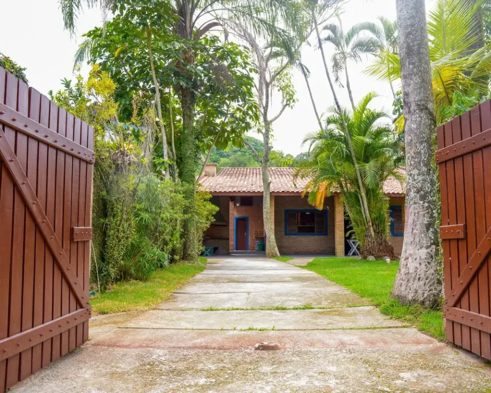 Tima Casa c Wi-fi 8 min da Praia Bareque aba SP