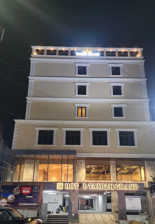Hotel Tamizh Grand