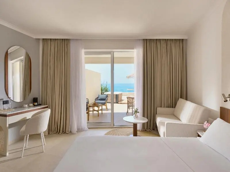 Premier Junior Suite