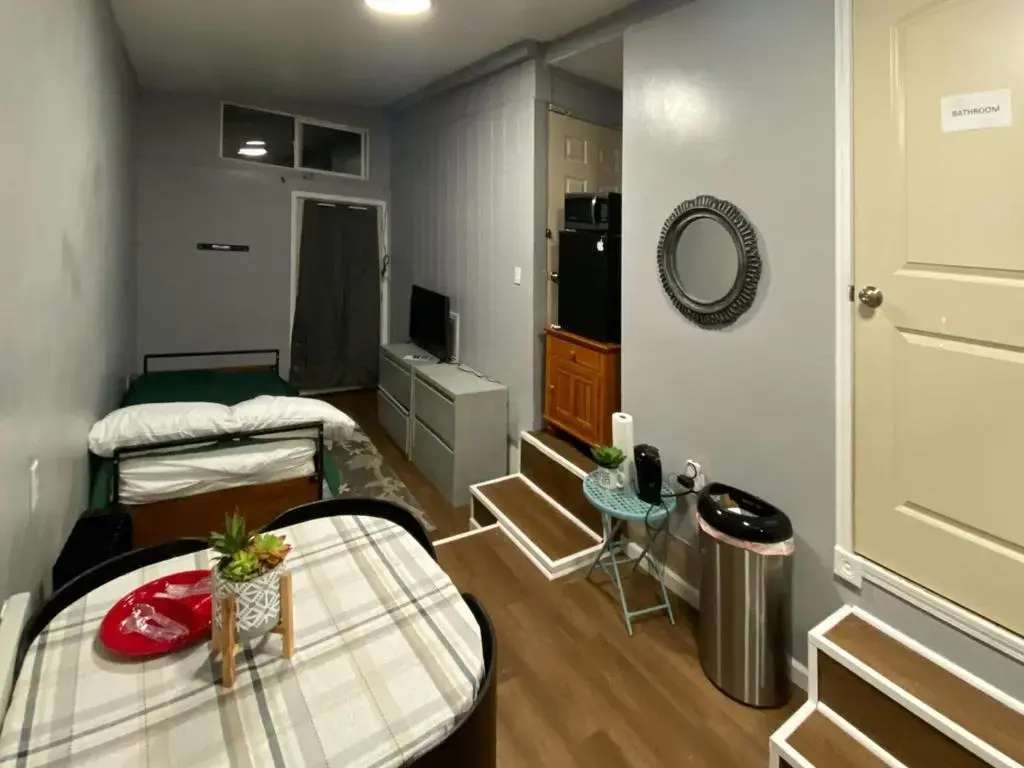 Adorable Studio in SF, near Daly City BART