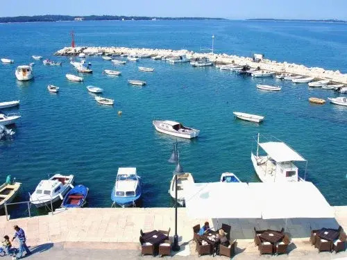 Beach & Waterfront