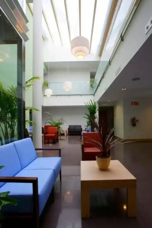 Lobby & Reception