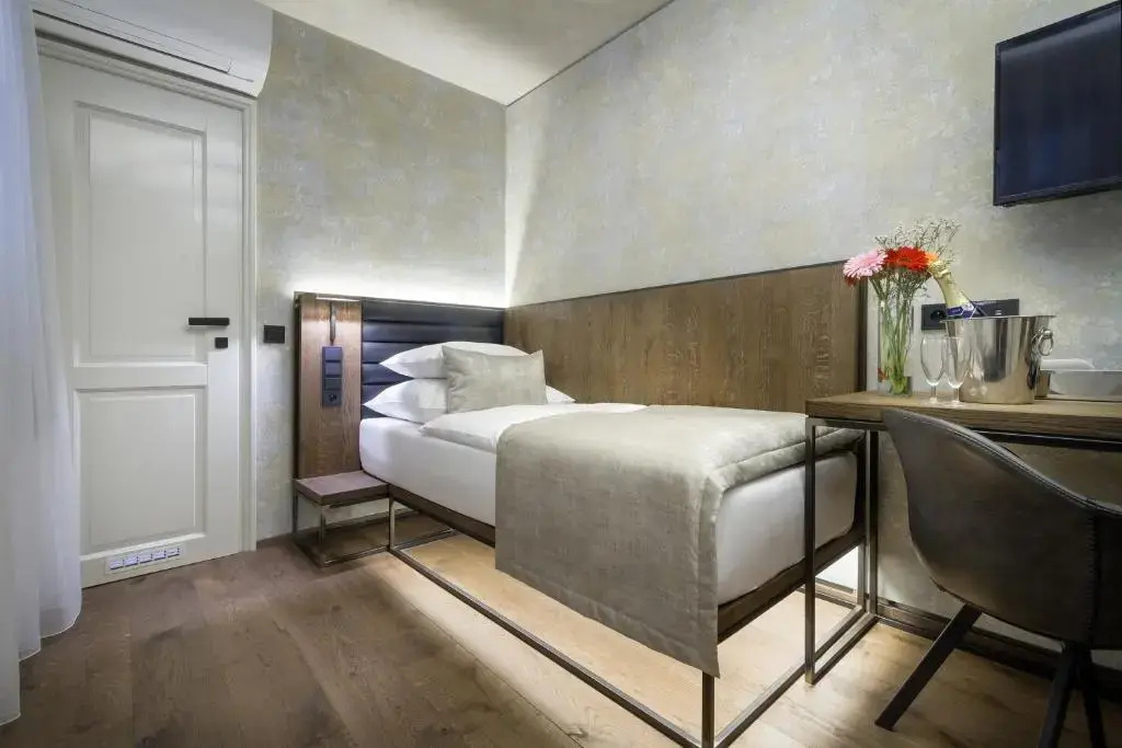 Waldstein Hotel - Chambres