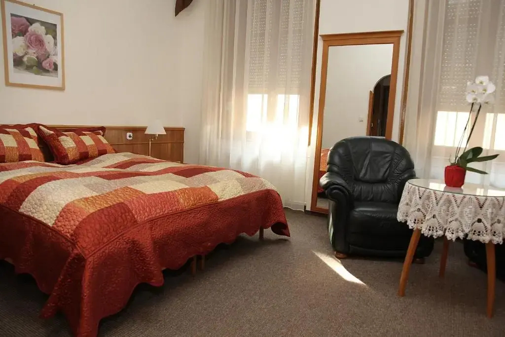 Hotel Corvinus - Chambres