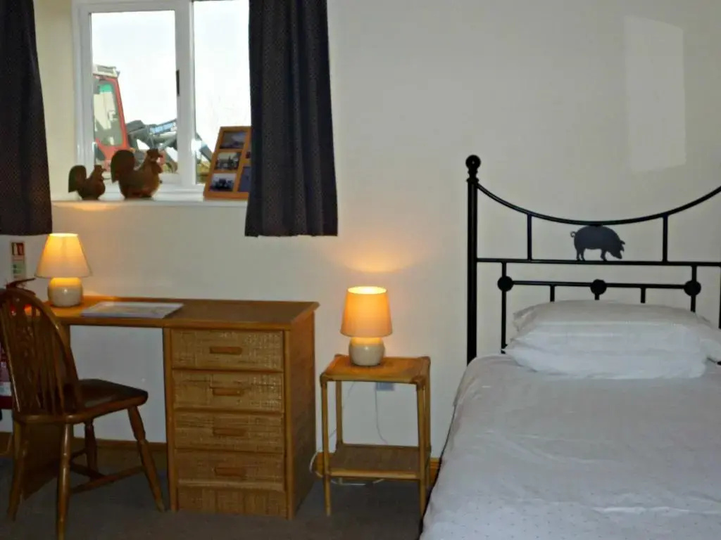 3 Bedrooms Cottage
