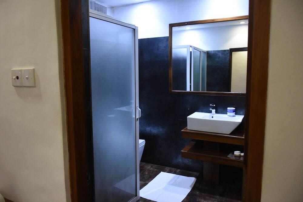 Midky Hotel