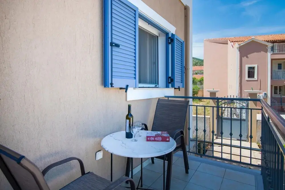 Aggelos Cozy Apartment few min From sea