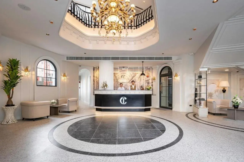 Chateau Du Village Patong — фото 2