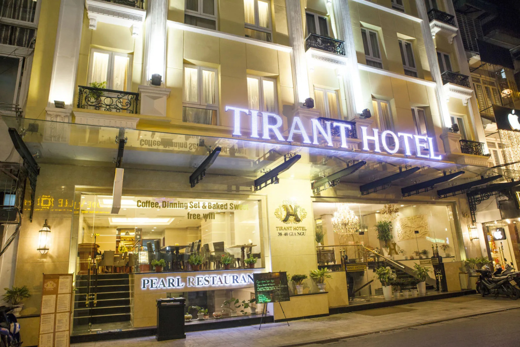 Tirant Hotel — фото