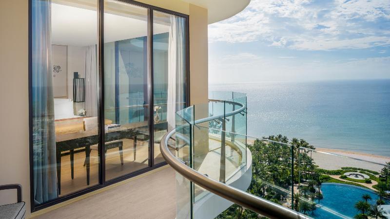 Intercontinental Phu Quoc Long Beach Resort