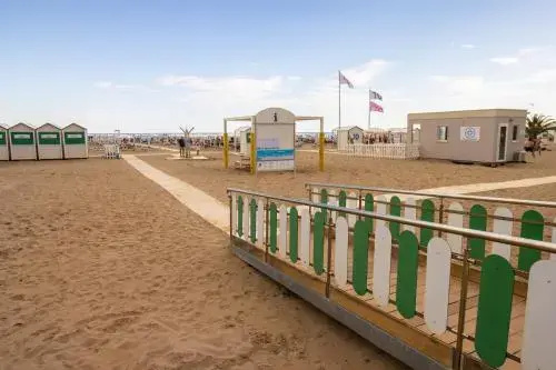 Beach & Waterfront