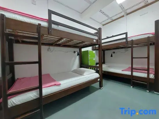 Bed in Dorm (female dorm)