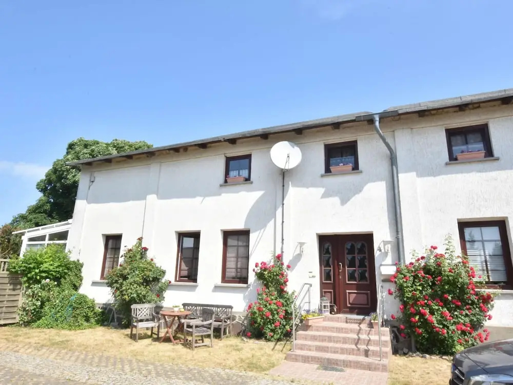 Smart Apartment in Wendelstorf near Sea Beach