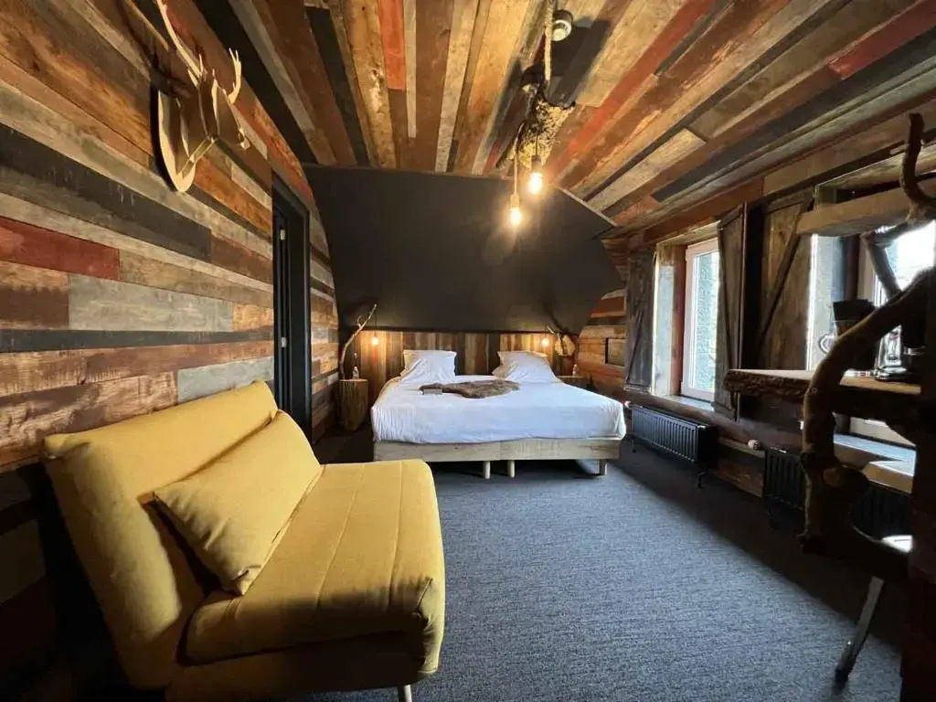 Domaine de Ronchinne - Château et Ecuries - Chambres