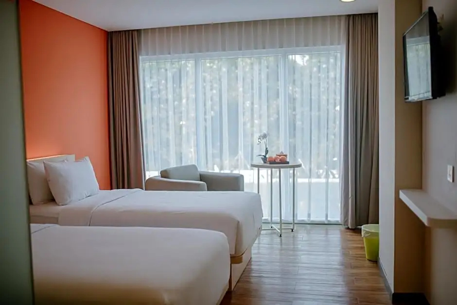 The Bountie Hotel And Convention Centre Sukabumi - фото 2