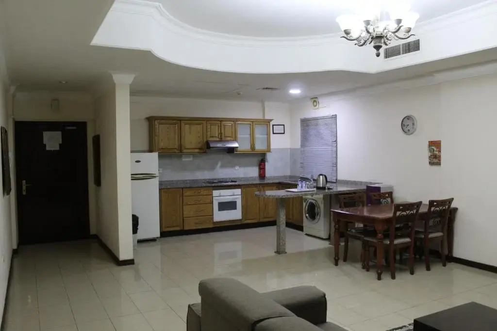 2 Bedrooms Apartment