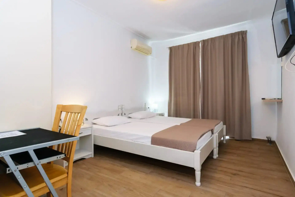 Standard Double room (twin beds)