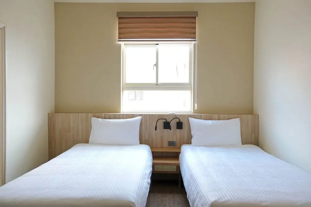Economy room