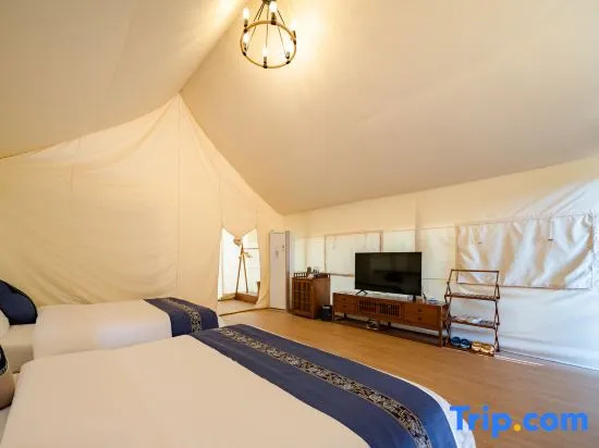 Tent (twin beds)