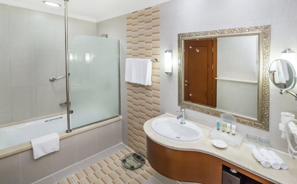 Holiday Inn Bur Dubai - Embassy District