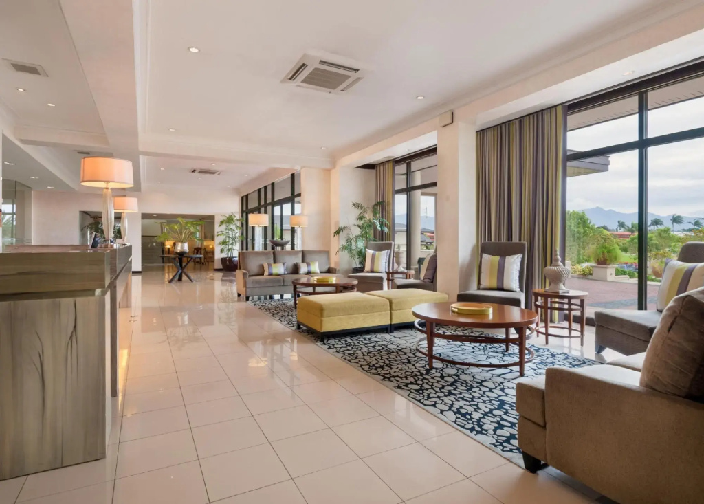 Lobby & Reception