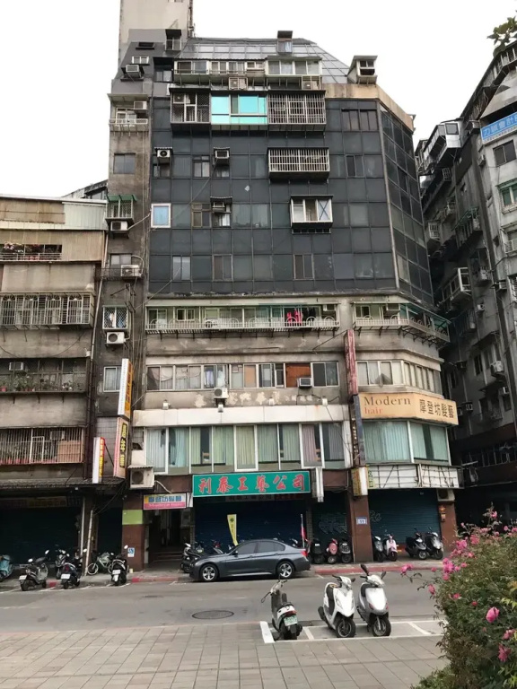 Smiling Taipei
