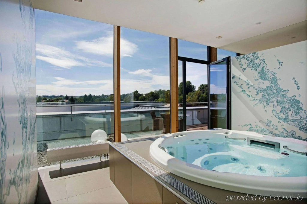 Hotel photo 18