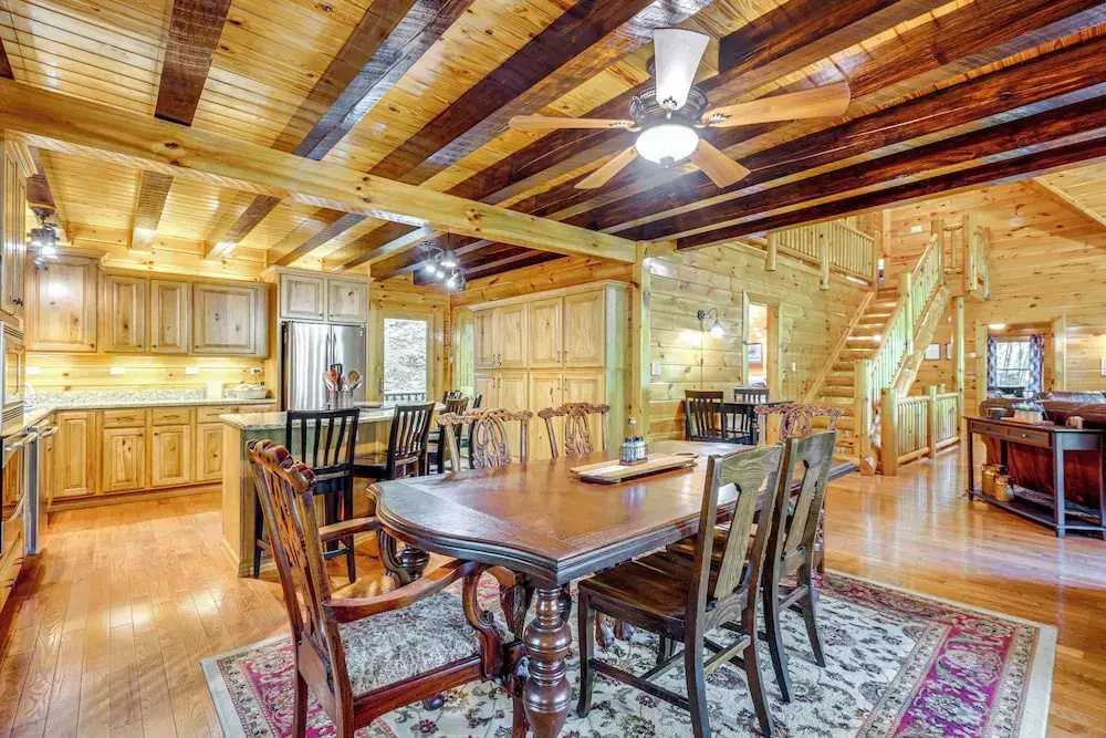 Hike, Fish & Golf: Burnsville Retreat w/ Deck! - фото 12