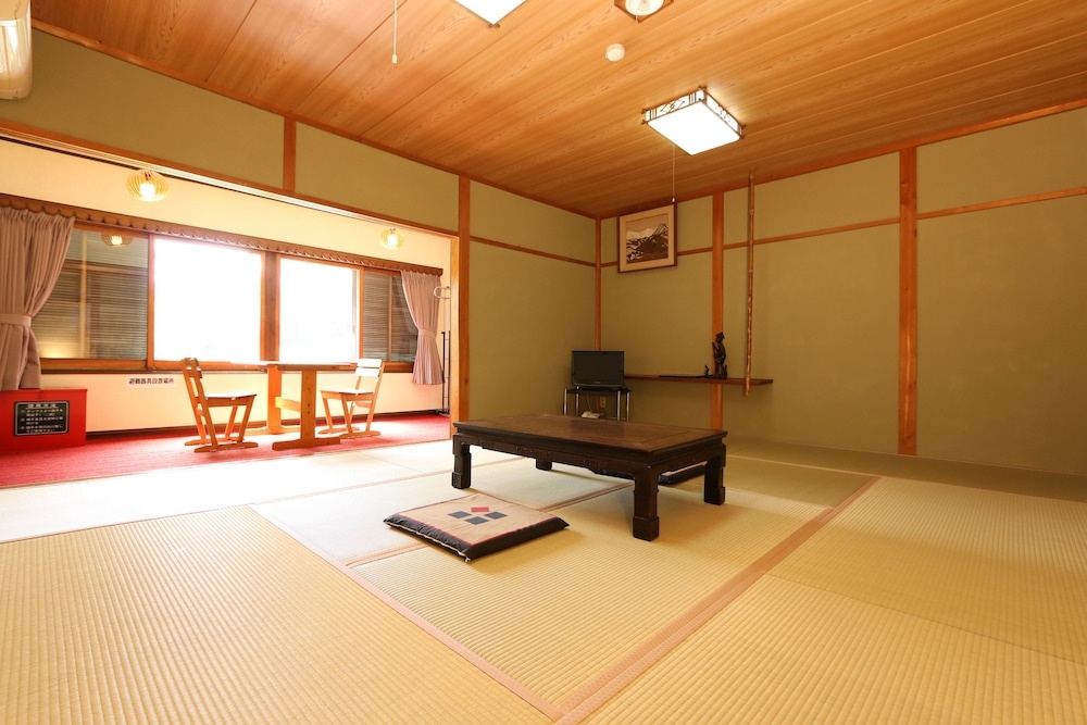 Kannabe Highland Hotel 사진 1