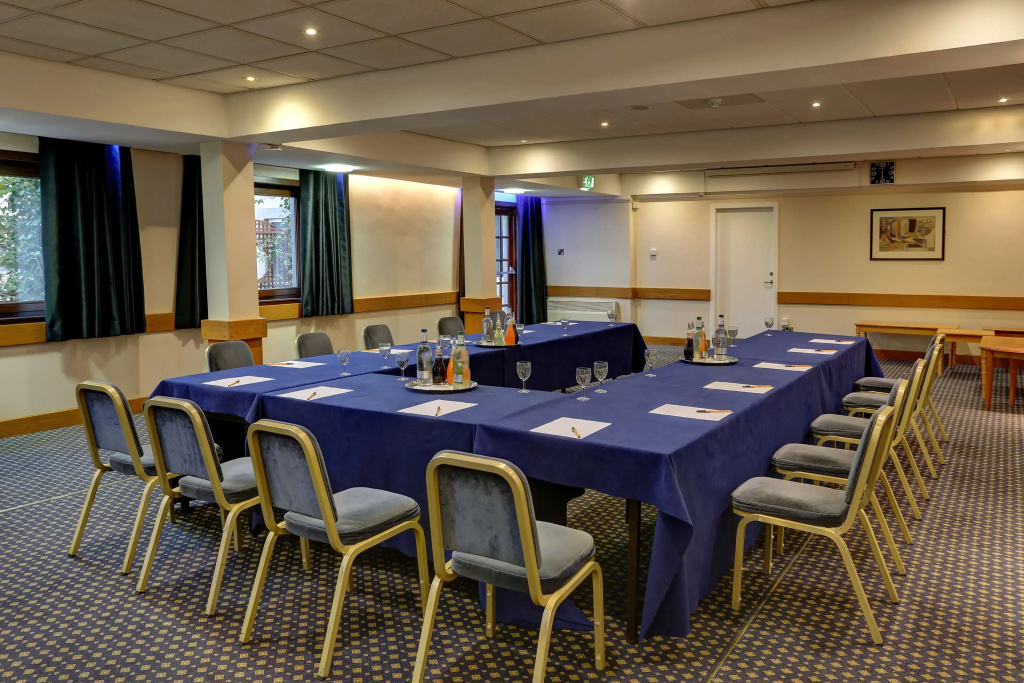 Best Western Kings Manor Hotel - Général