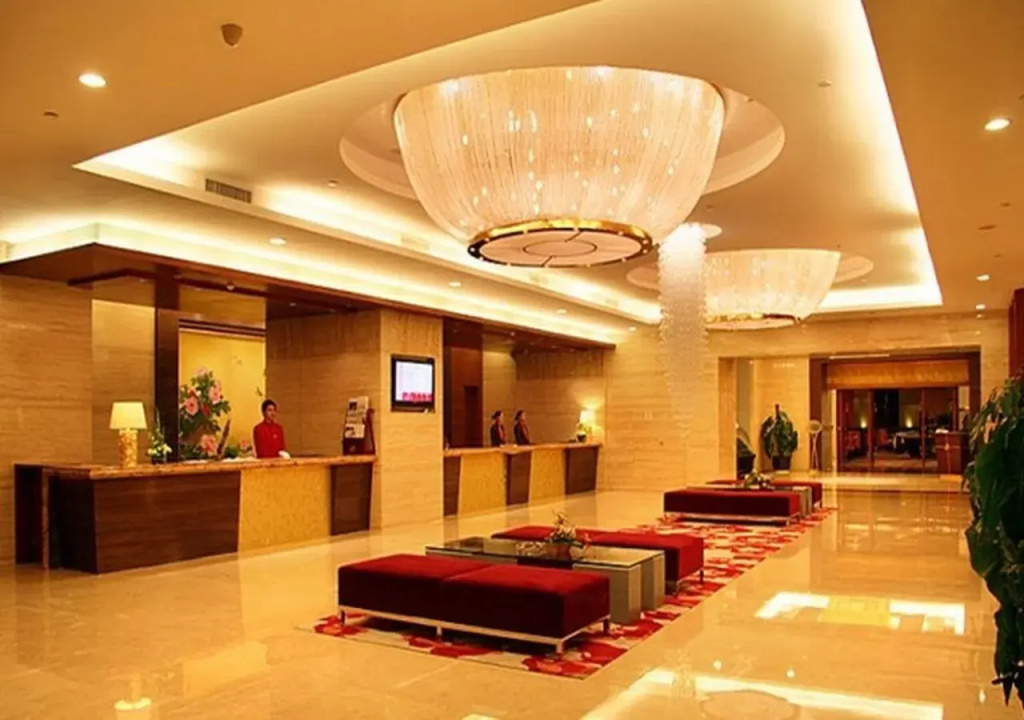 Lobby & Reception