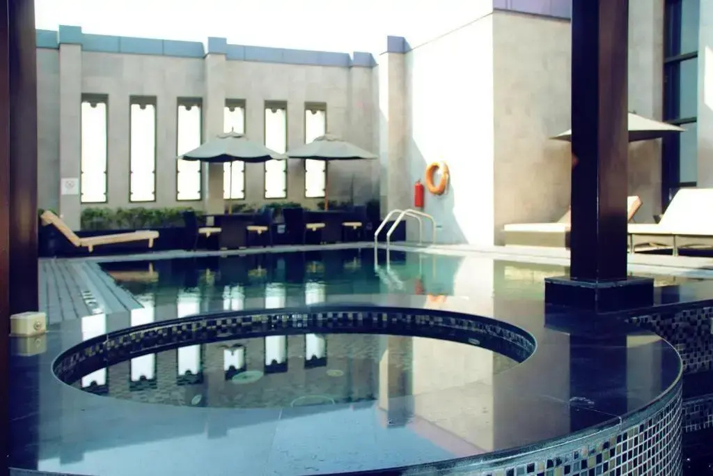 The Leela Hotel - 5