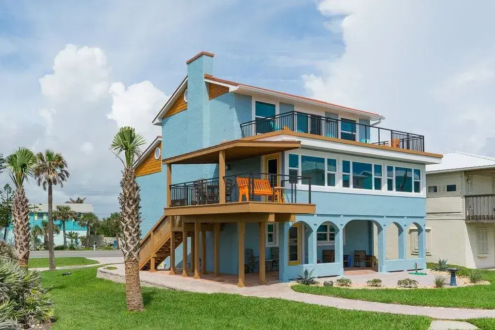 6060S - Vacation Dream Home by RedAwning