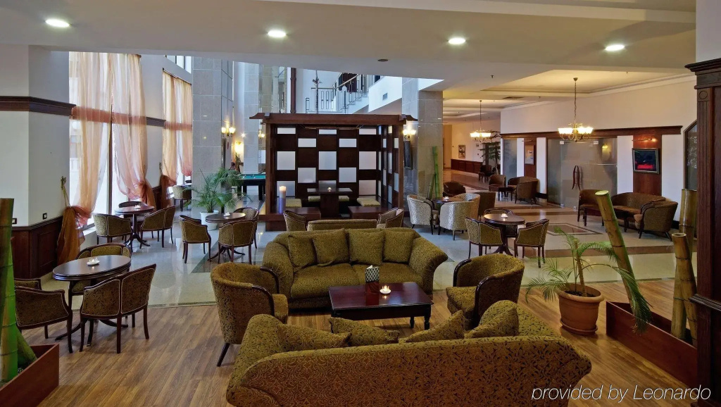 Lobby & Reception