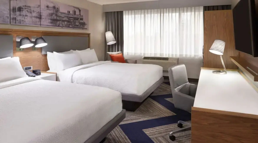 Four Points by Sheraton Windsor Downtown - Chambres