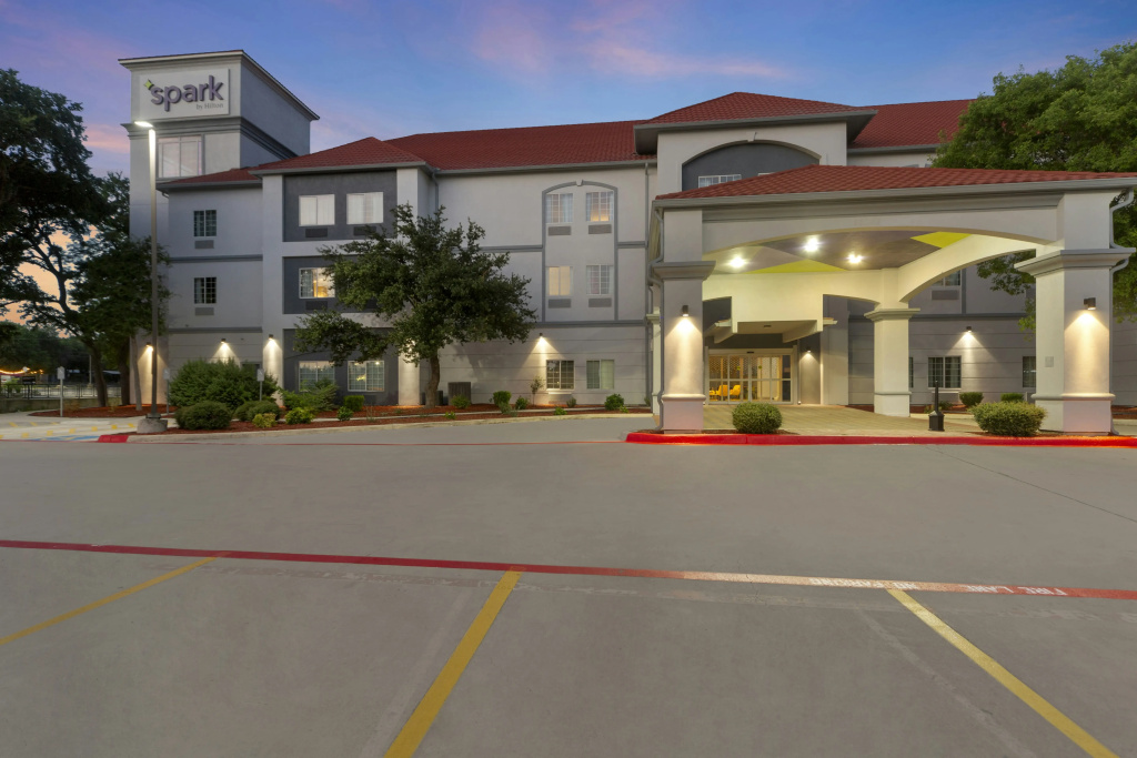 Spark by Hilton San Antonio Dominion
