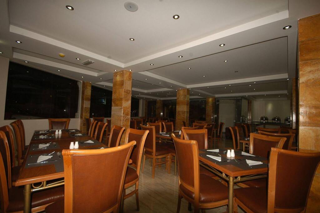 Sharah Mountains Hotel by null