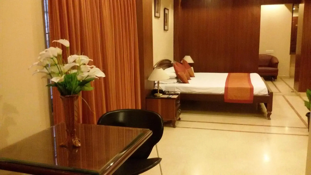 Raaj Residency - Chambres
