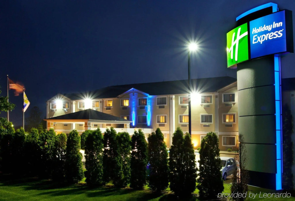Comfort Inn Kendallville East