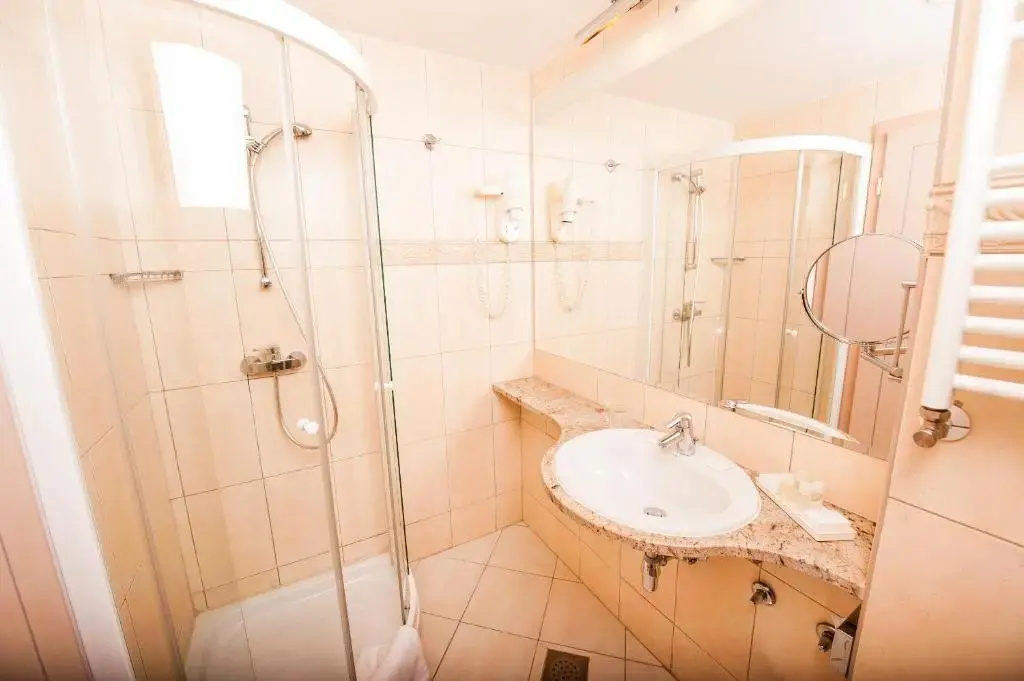Grand Hotel Sava Superior - Chambres
