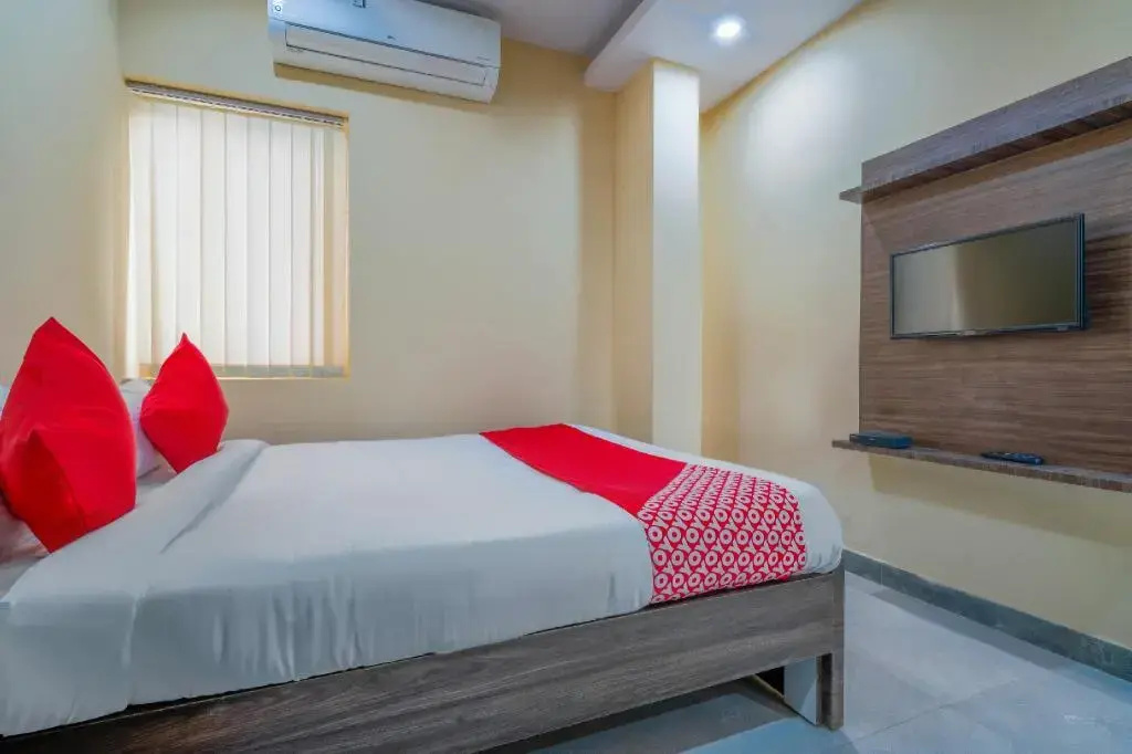 Alekhya Residency by OYO Rooms