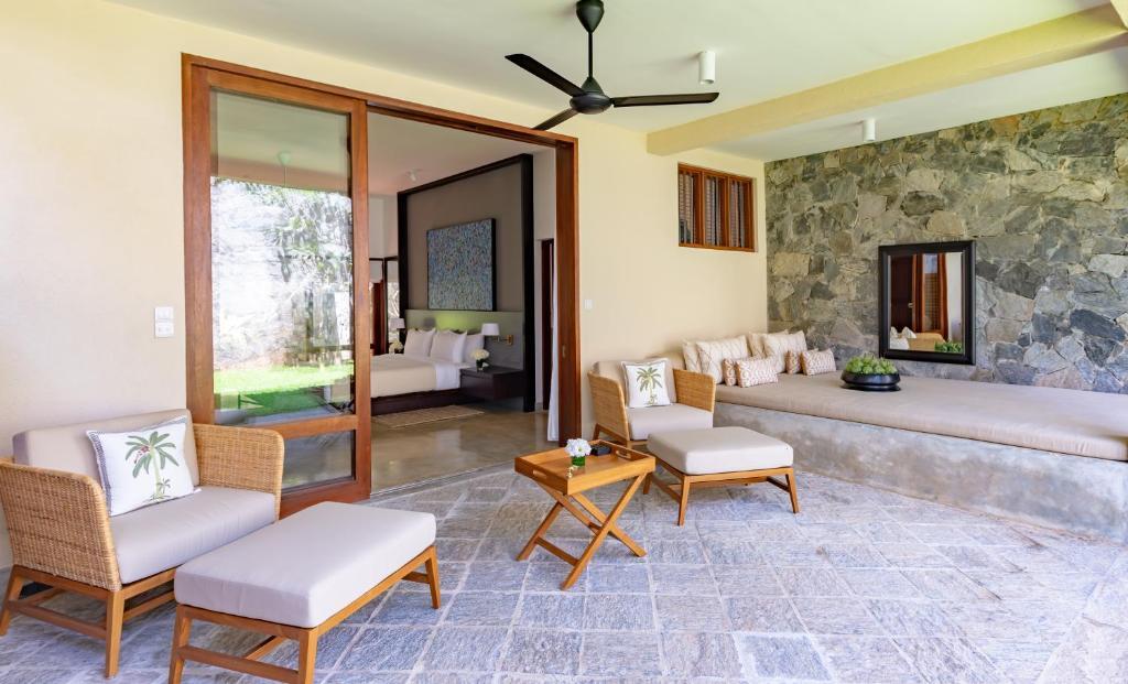 Taru Villas The Long House Taru Villas