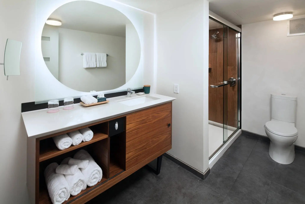 The Laylow Waikiki, Autograph Collection - Chambres