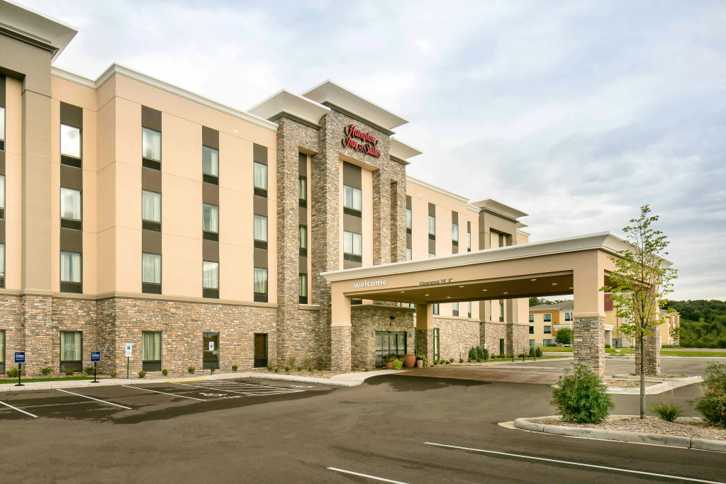Hampton Inn & Suites Hudson
