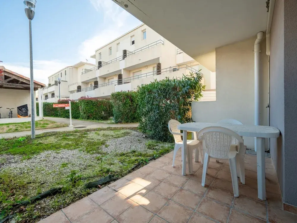 Apartment in Le Grau-du-roi for Family