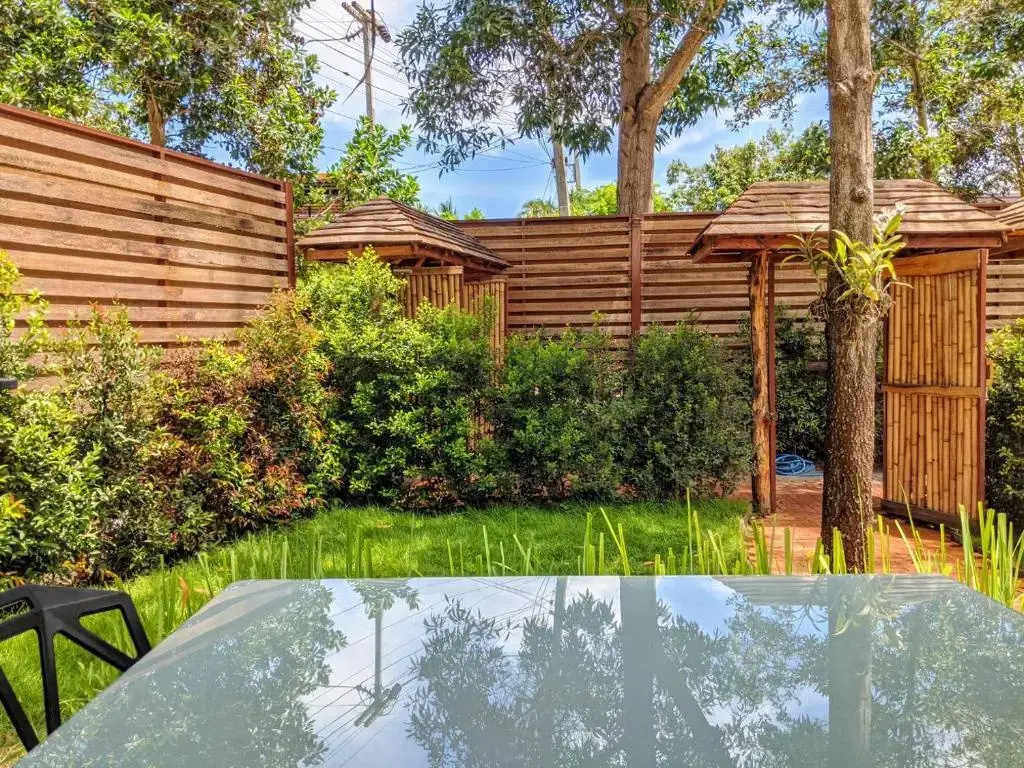 Cottage with garden view