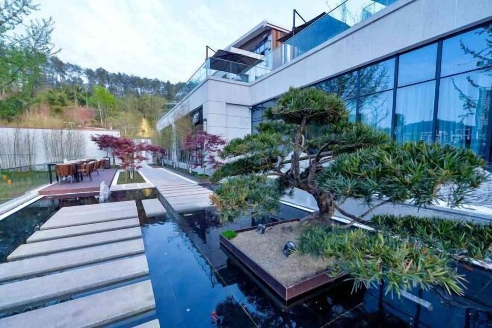 Youfeng Laiyi Hotel in Nanchong