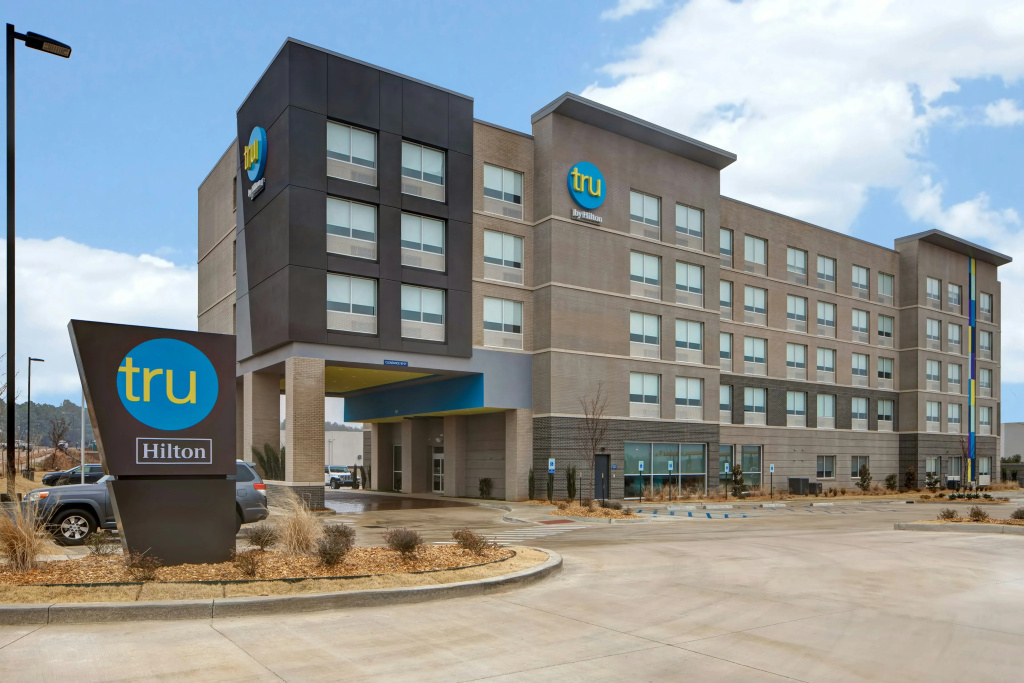 Tru by Hilton Oxford